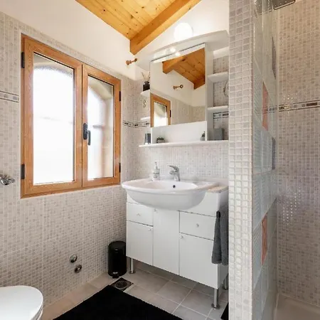 Stone House Anja 펜션