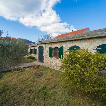 Holiday home Stone House Anja Vela Luka